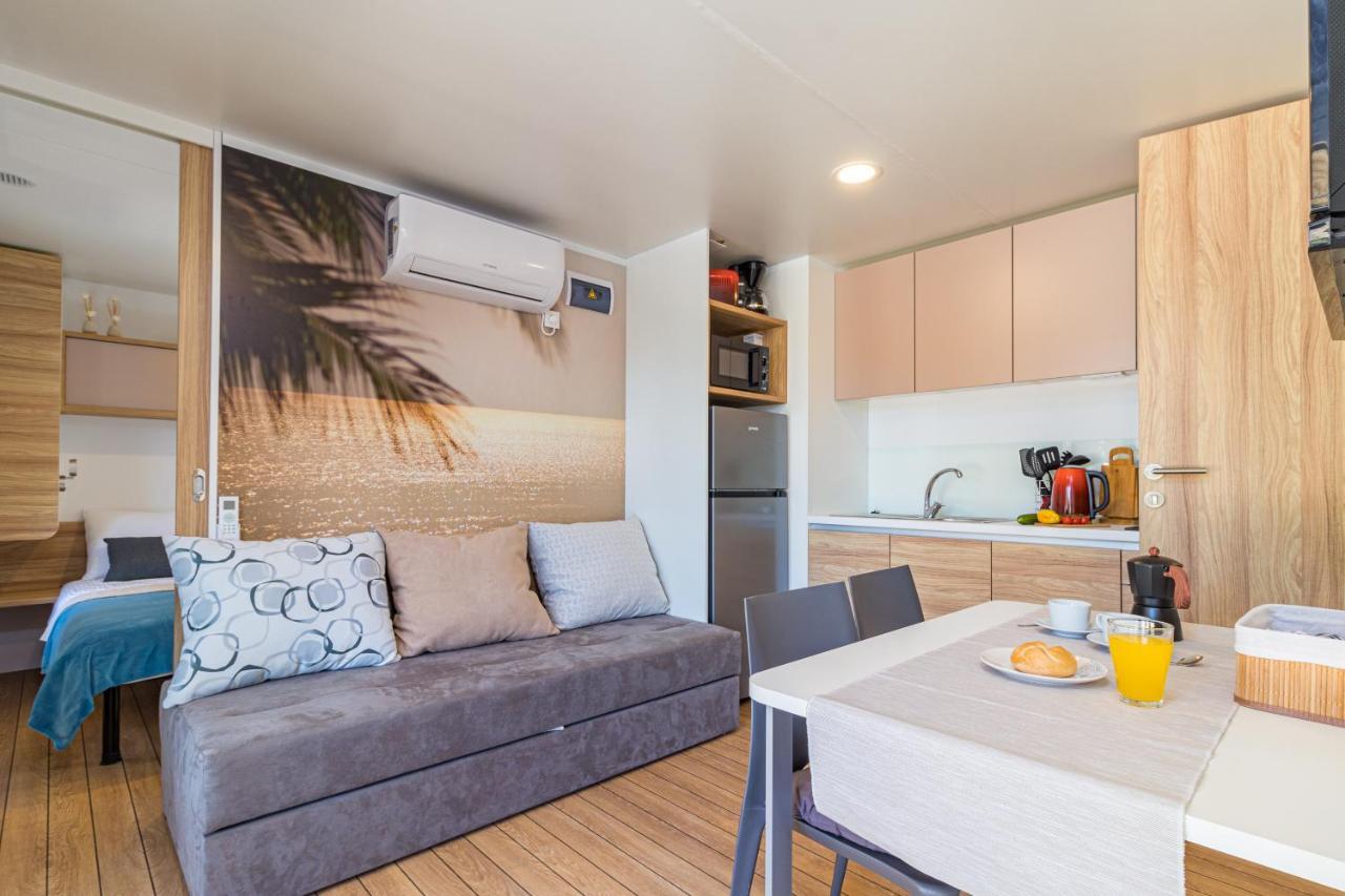 Hemy Casa - Lux Mobile Homes Rovinj Exterior foto